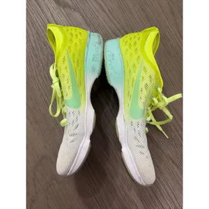 Nike Zoom Fit Agility Training Shoes Women’s Size 8.5 | Yellow | 684984-702 thumbnail 2