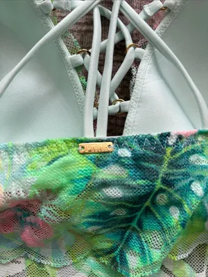 VS PINK Floral Lace Bralette thumbnail 3