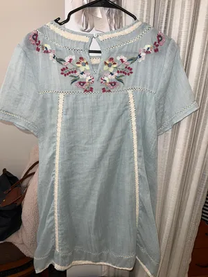 Dress thumbnail 2
