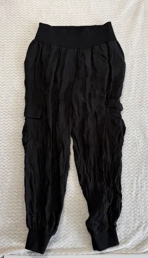 Cinq a Sept Giles Jogger Black Cupro Cargo Pants Women L High Rise Tapered Leg thumbnail 1