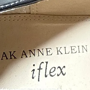 AK Anne Klein Women's Black Leather Slip On Square Toe Blook Heels Size 9M thumbnail 5