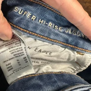 American Eagle 14 short super hi-rise stretchy jeggings thumbnail 3