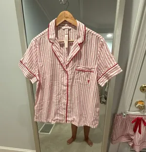 Victoria's Secret Pink White Stripe Short Pajama Set Size S thumbnail 1