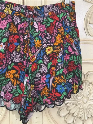 FARM Rio Tropical Garden Floral Shorts | Scallop Hem Size Medium🌺 thumbnail 4