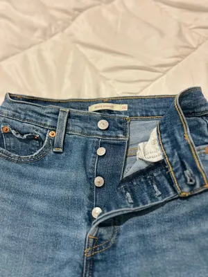 Levi’s Wedgie Straight Jeans thumbnail 5