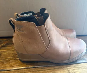 Sorel Evie Chelsea Wedge Boots thumbnail 1