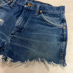 Vintage style wrangler cut off denim shorts medium wash‎ thumbnail 3