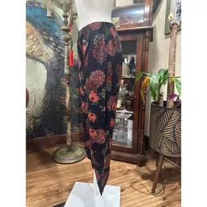 Unbranded Floral Pants Women's XL Black Red thumbnail 2