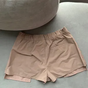Alo Yoga Flip It Mini Skort Taupe XS thumbnail 4
