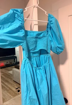 Blue Dress thumbnail 1