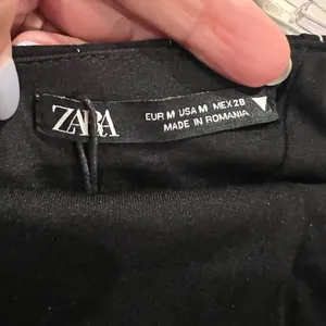 Zara Black Strapless Bodycon Dress Sweetheart Neckline thumbnail 2