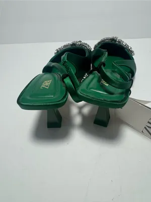 Zara Women's Kitten Heels NWT Size 38 thumbnail 2