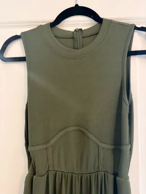 Amazon Green jumpsuit thumbnail 4