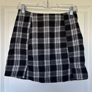 Plaid Skirt Black thumbnail 1