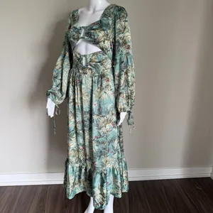 The Clothing Company LA Cut Out Maxi Dress Floral Balloon Sleeve Boho Whimsy thumbnail 4