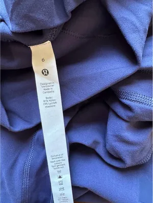 Lululemon Align High Rise 25” Graphic, Night Sea Size 6 NWT thumbnail 8