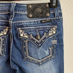 Miss Me Jeans Women's Size 26 Skinny style Denim Embellished‎ flap Pockets thumbnail 9