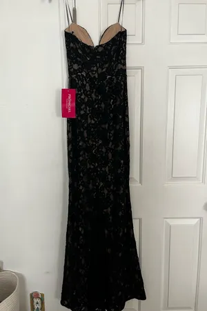 PromGirl Maxi Black Lace Prom Dress thumbnail 2