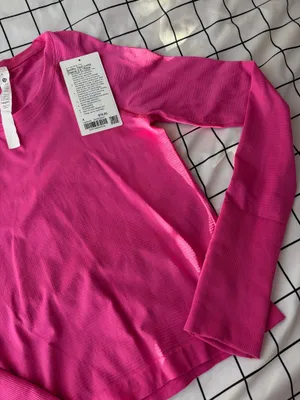 Sonic Pink Lululemon Long Sleeve Swiftly Tech, Size 4, Race Length 2.0” thumbnail 6