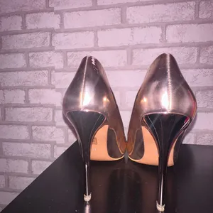 Rose Gold Metallic Stiletto Heels (Size 8) thumbnail 3