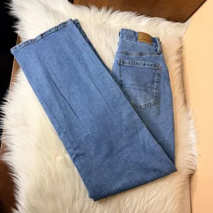 American Eagle Curvy Super High-Rise Baggy Straight Leg Jeans Size 2L thumbnail 3