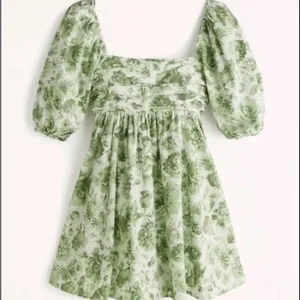 Abercrombie and Fitch Emerson Dress thumbnail 1