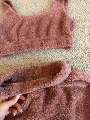 Amazon Fluffy pajama set two piece thumbnail 3
