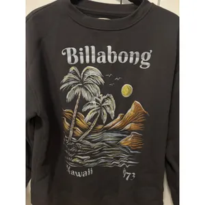 Billabong Hawaii 1973 Graphic Sweatshirt Charcoal Gray Pullover Medium thumbnail 2