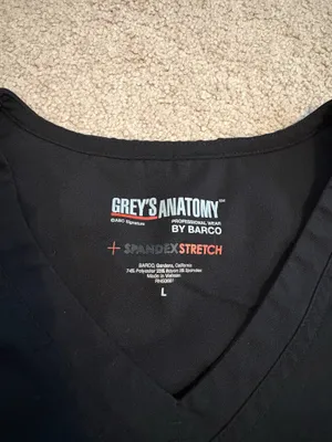 Grey's Anatomy Scrubs thumbnail 3