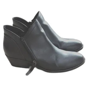 Pacifica Womens Size 8 Black Ankle Booties Block Heel Zip Up Minimalist EUC thumbnail 2