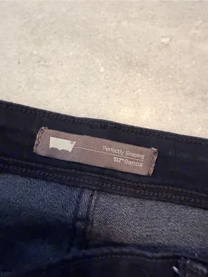 NWT Levi’s 512 Size 18W Short 512 Perfectly Shaping Bootcut Stretch Jeans Black thumbnail 15