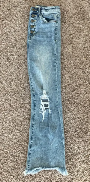 Francesca's Ripped Jeans thumbnail 2