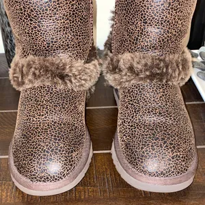 Rare!! UGG Skylah Brown Bomber Leather Faux Fur Boots Size 6 thumbnail 13