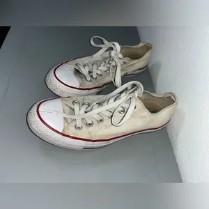 Converse All Star White Retro Canvas Chuck Taylor Maroon Low Top Sneakers Sz 9.5 thumbnail 4