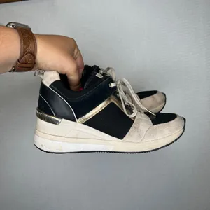 Michael Kors Wedge‎ Sneakers Black Gold Suede Leather Athletic Shoes Size 8 thumbnail 2