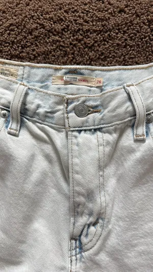 High-Waisted Baggy Shorts Levi’s Jean thumbnail 2