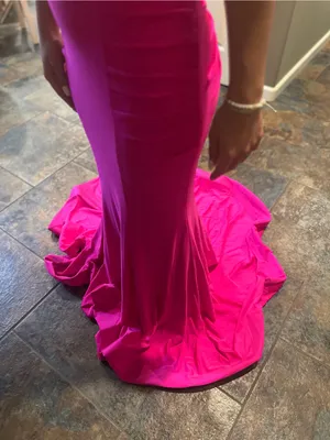 Sherri Hill Fusha Hot Pink Formal dress (Will get better pictures soon!) thumbnail 6