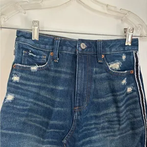 Abercrombie distressed denim skirt size 0 100% cotton thumbnail 6