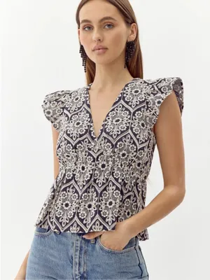 ADELYN RAE‎ Seriana Embroidered Top Navy and White Flutter Sleeves Small thumbnail 1