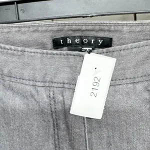Theory Pants Women Size 6 Slim Split Straight Mid Jeans‎ Washed Gray Zip Pockets thumbnail 2