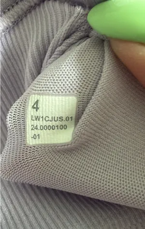 Lululemon Size 4 Ebb to Street Cropped Racerback Tank Top thumbnail 6