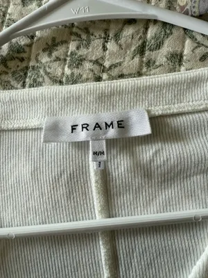 Frame top thumbnail 2