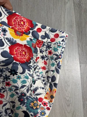 Loft floral chino shorts thumbnail 5
