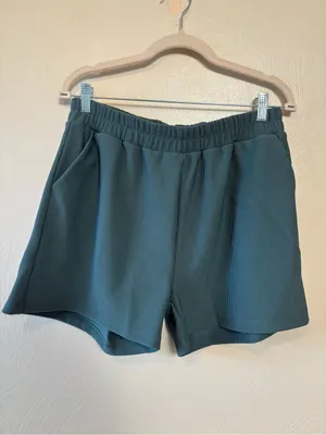 Zenana Women's Set Shorts Shirt Causal Ribbed Pockets Elastic Green Size Large thumbnail 7
