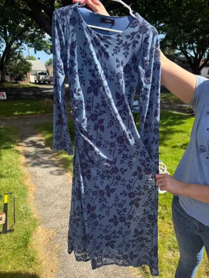 Blue dress Size M thumbnail 2