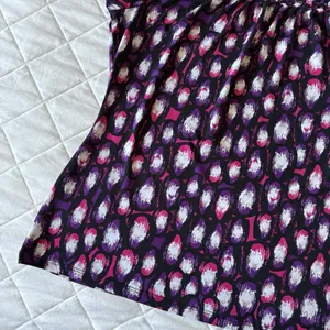Womens Size Medium Purple Short Sleeve Blouse‎ Peasant Officecore Corporate Goth thumbnail 2
