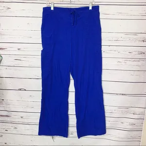 Scrubstar Blue Winter Snowflakes Medical Scrubs Set Size Medium Scrub Top & Pants thumbnail 11