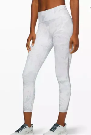 Lululemon Train Times HR Tight 25" Sz 10 thumbnail 1