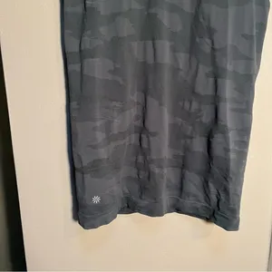 Athleta Women's Size Small Speedlight Camo Tank Top‎ Racerback Green Rapids thumbnail 5