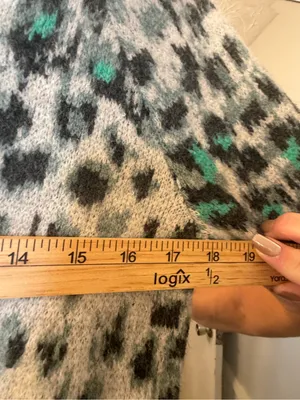 LOFT Grey Leopard-Print V-Neck Sweater with Teal Accents thumbnail 5